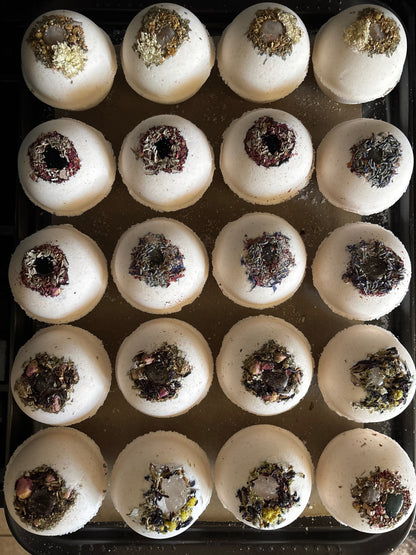 Reiki & 432hz Infused Bath Moon Bombs