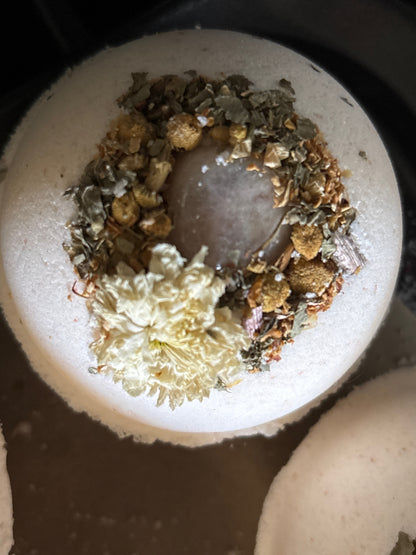 Reiki & 432hz Infused Bath Moon Bombs